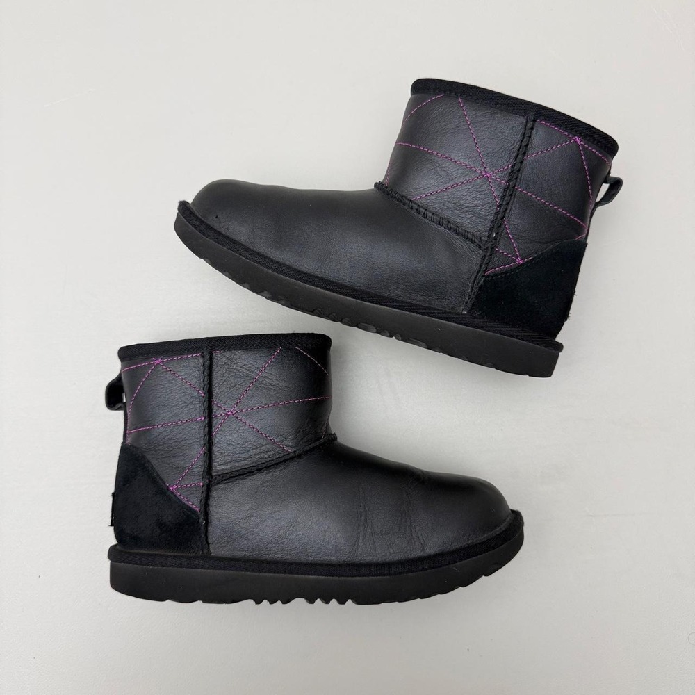 UGG Classic Mini Pearlized Boot for Kids with Stitching Boots Size 2